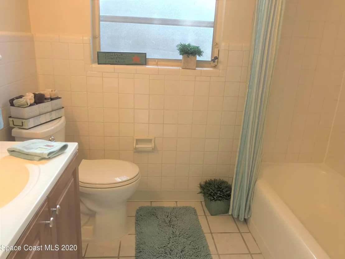 Photo of 1866 Cedarwood Drive