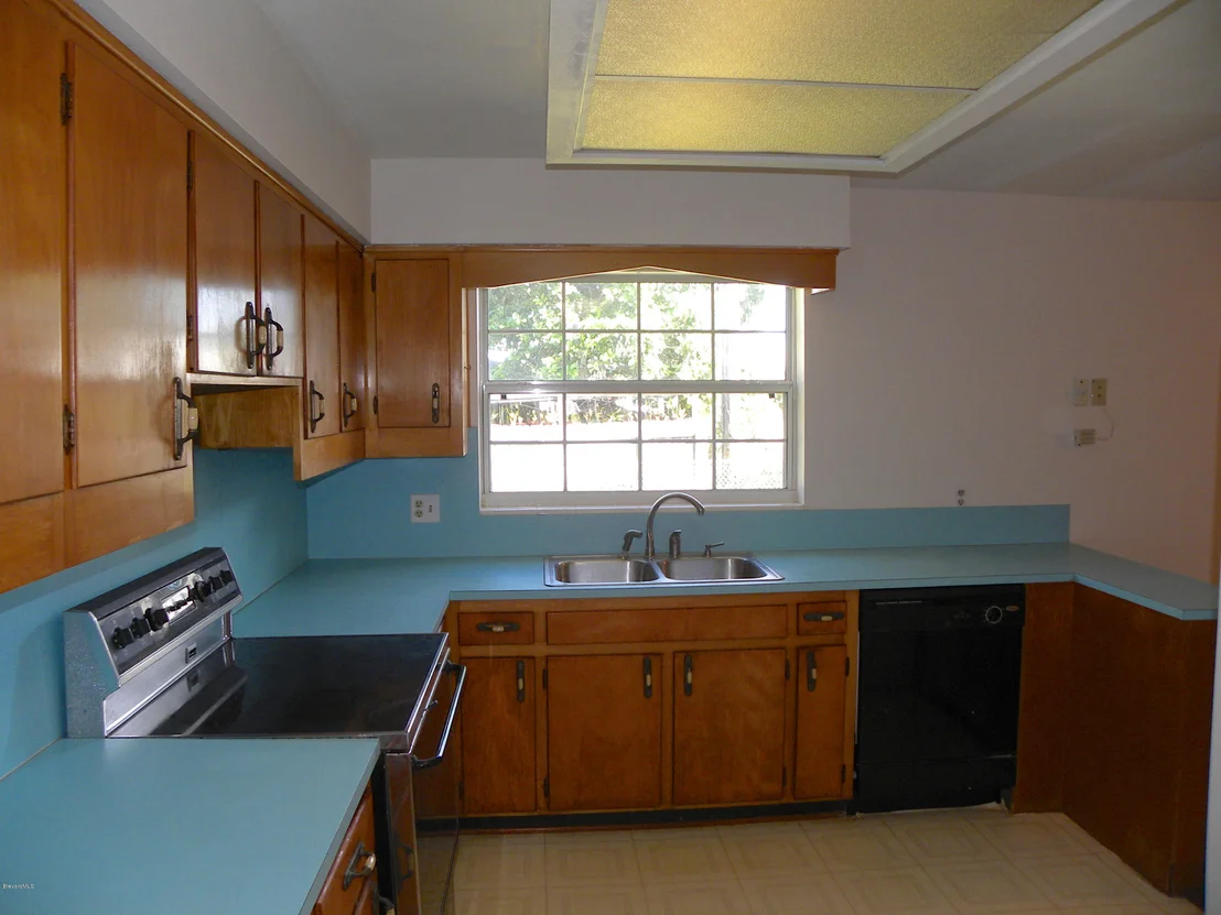 Photo of 370 Cinnamon Drive
