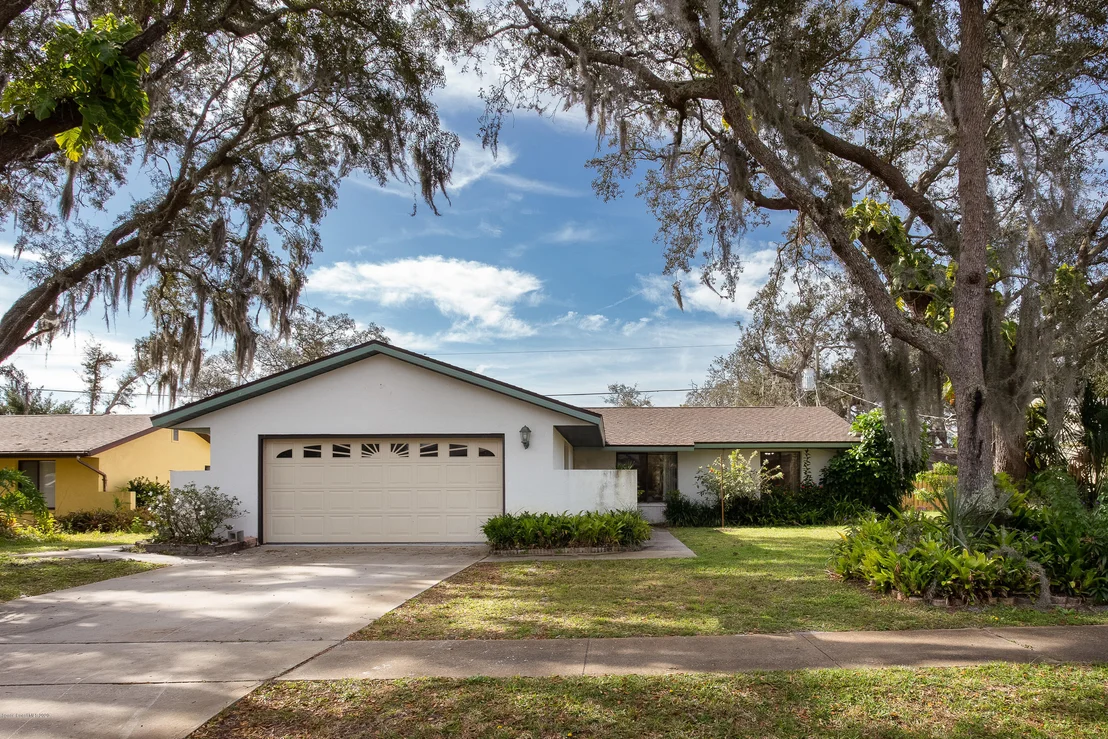 Photo of 2154 Tarrytown Lane NE