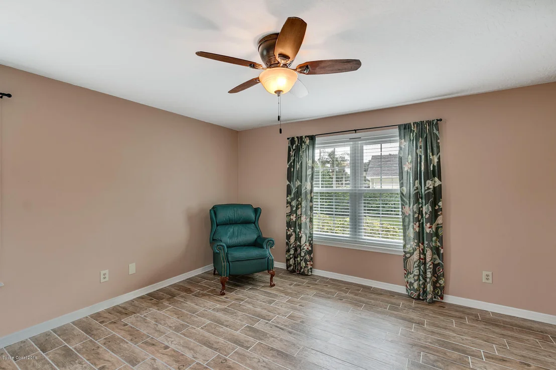 Photo of 685 Woodbridge Drive