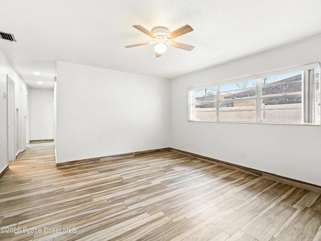 Photo of 979 Alexia Street