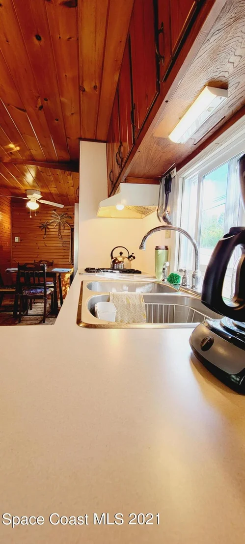 Photo of 6974 Ash Drive