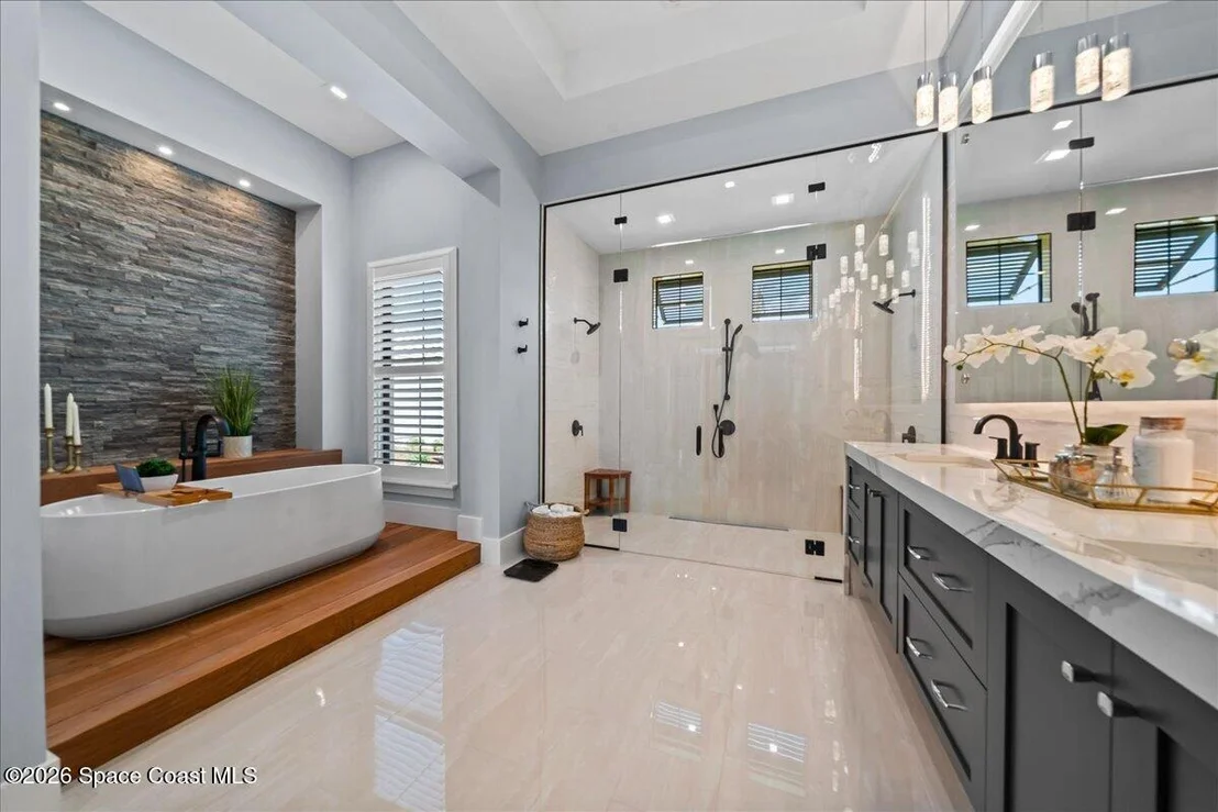 Photo of 3769 Lake Adelaide Place
