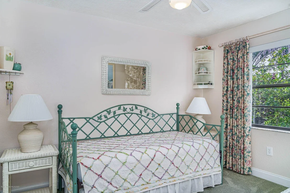Photo of 857 Spirea Drive