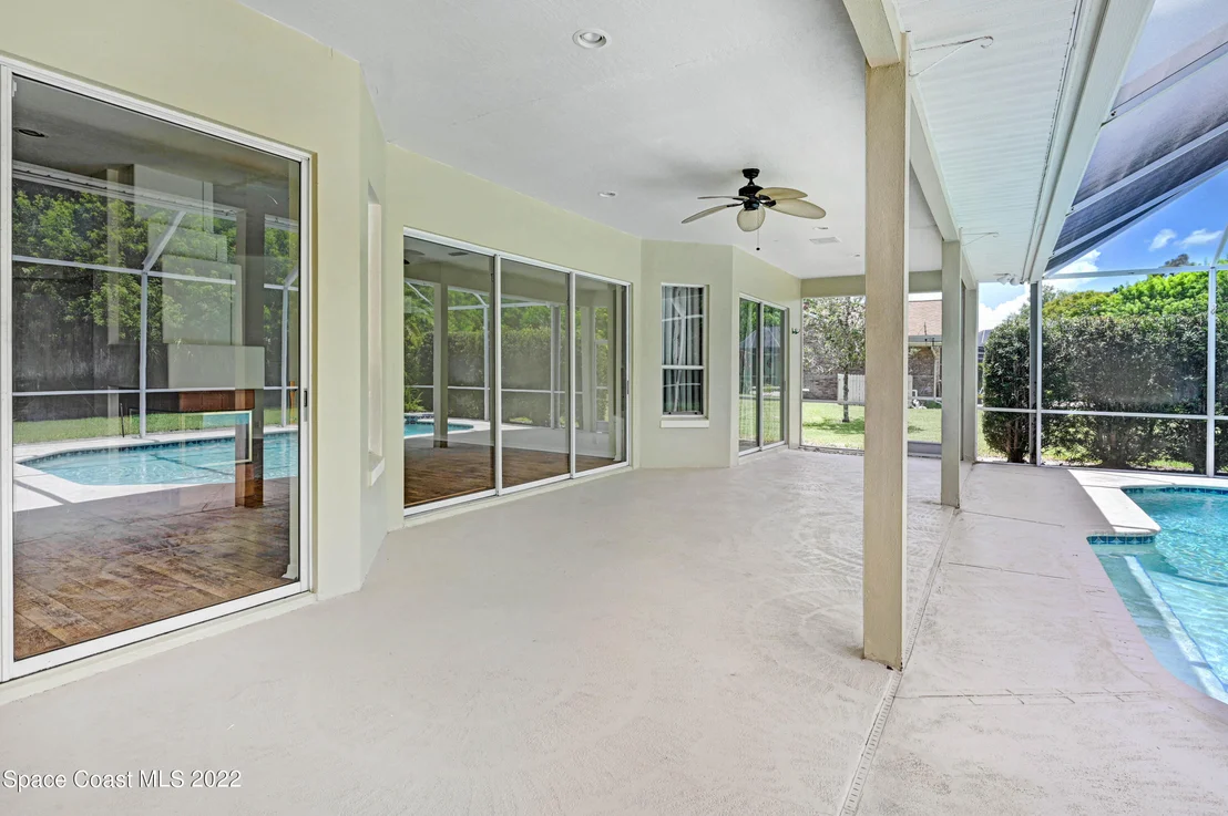 Photo of 3886 Beechgrove Road