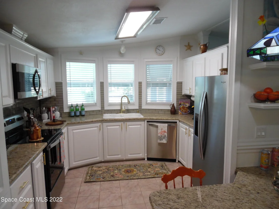 Photo of 7685 Chasta Road