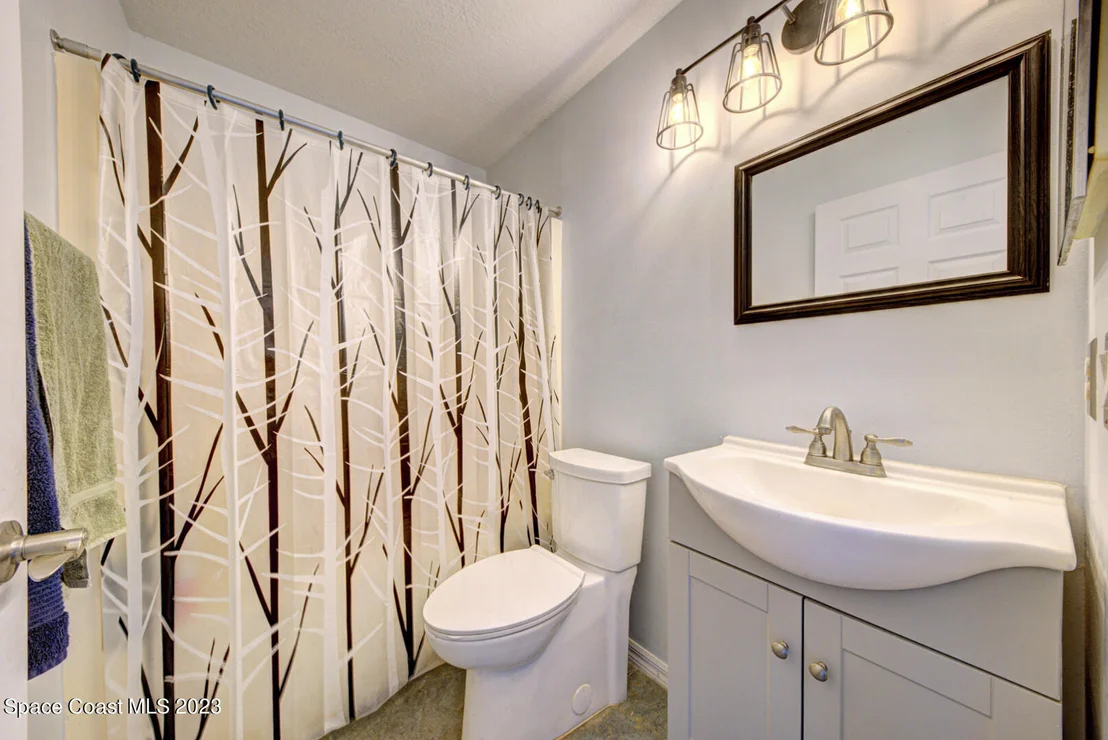 Photo of 2921 Saint James Lane