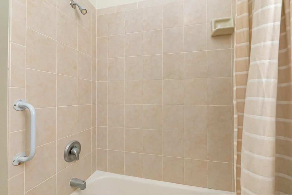 Photo of 2124 Windbrook Drive SE
