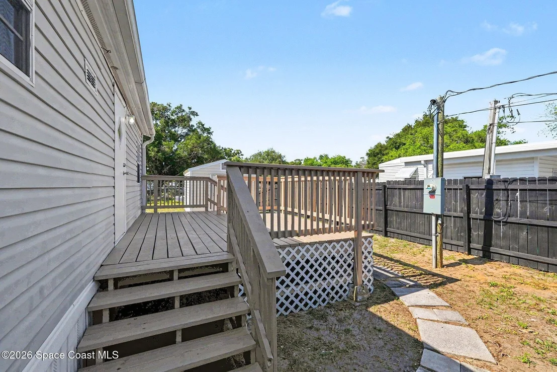 Photo of 423 Brozman Lane