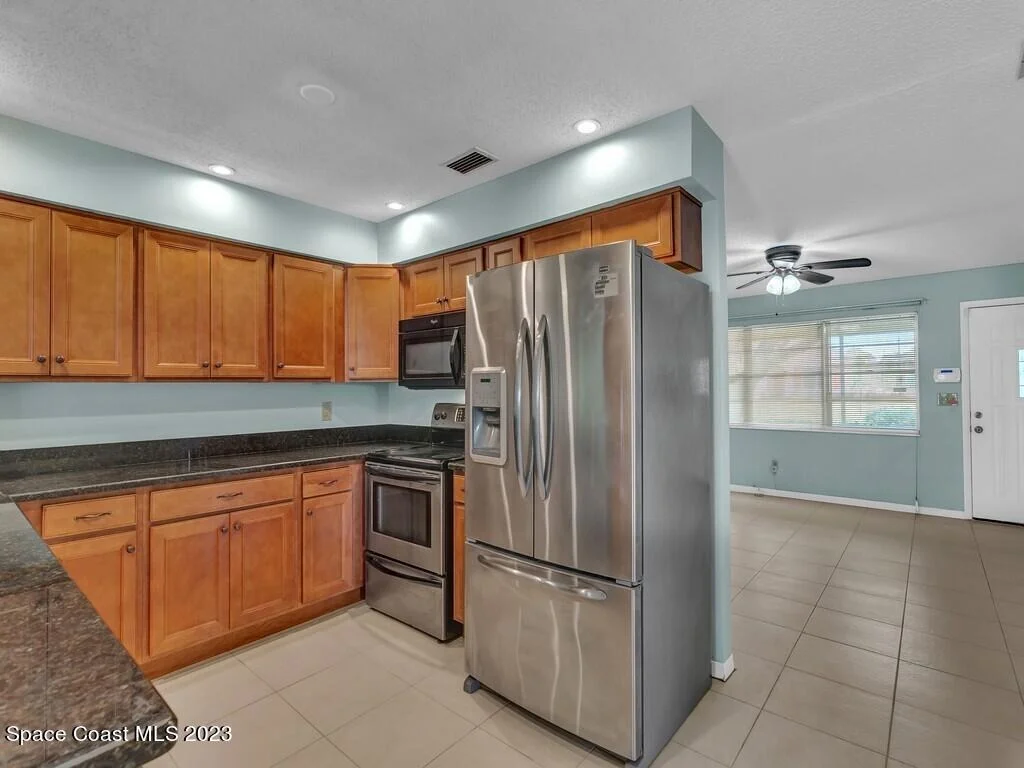 Photo of 898 Bermuda Avenue