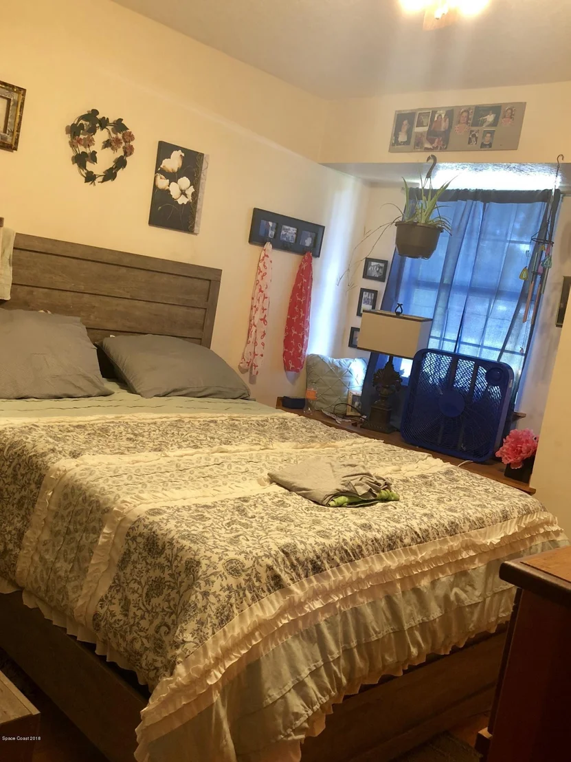 Photo of 730 Bianca Drive NE