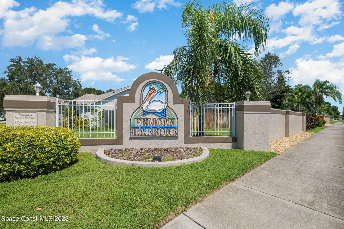Photo of 938 Osprey Lane