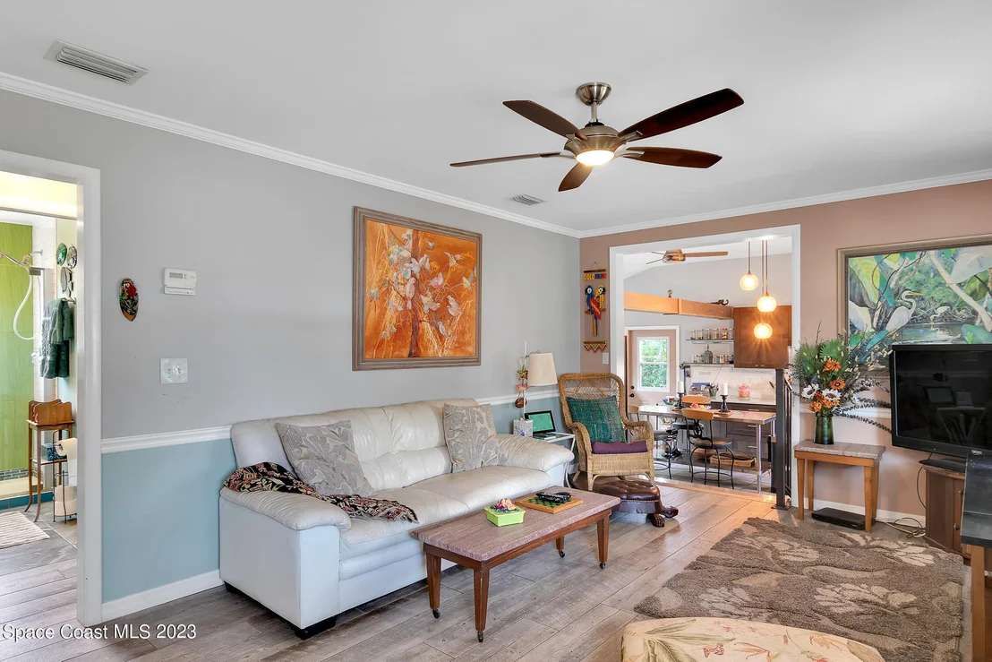 Photo of 9530 Riverview Drive