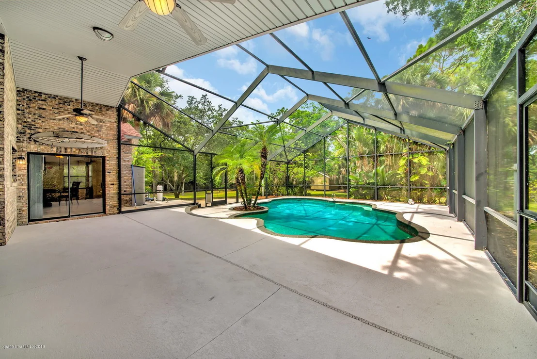 Photo of 3780 Ponderosa Road