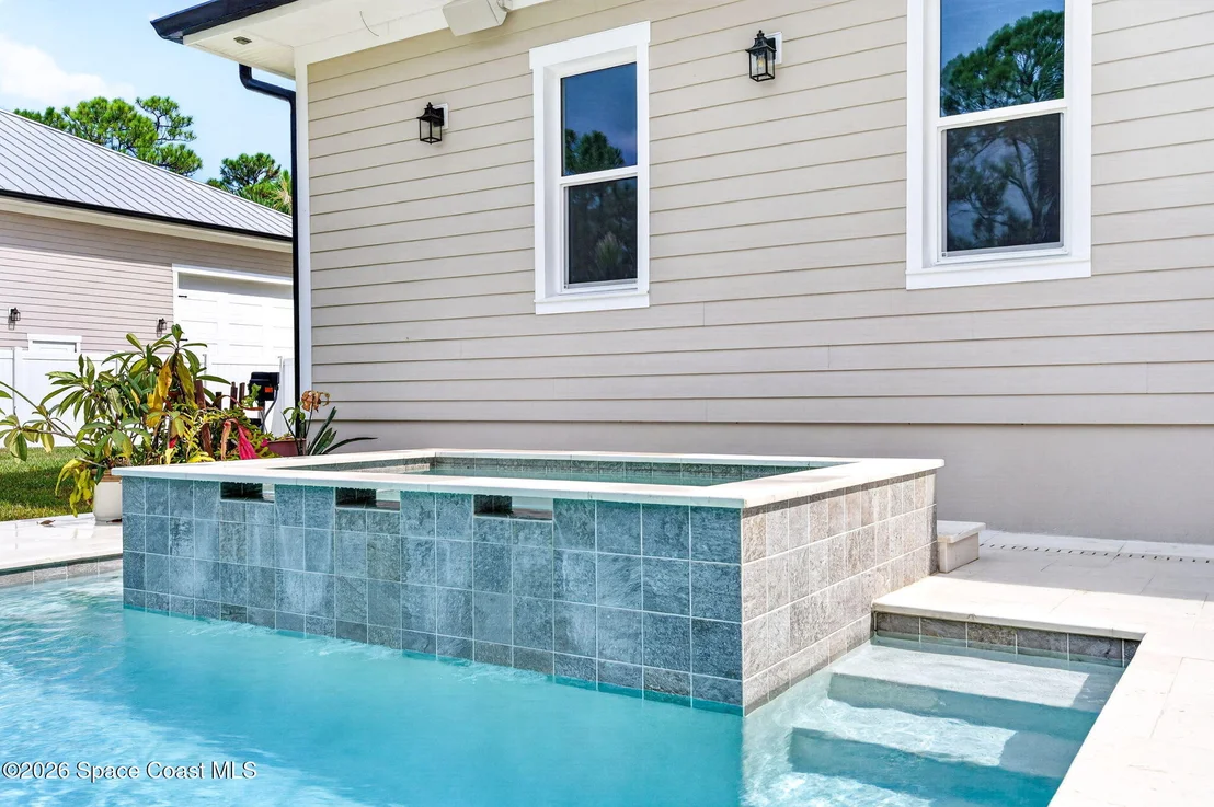 Photo of 3865 Reynolds Road