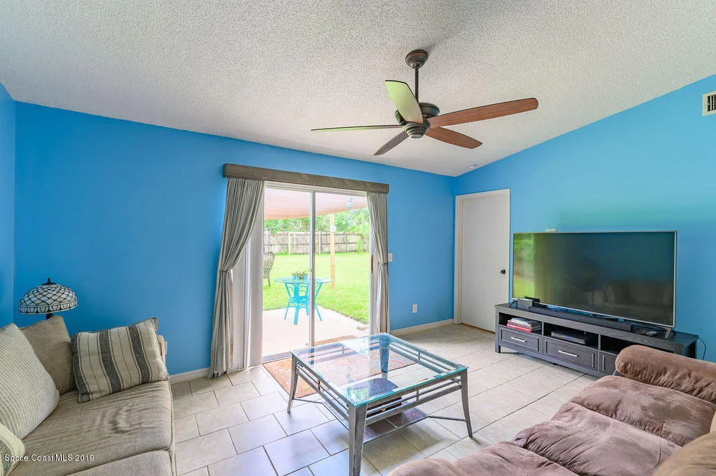 Photo of 1174 Ruby Street SE