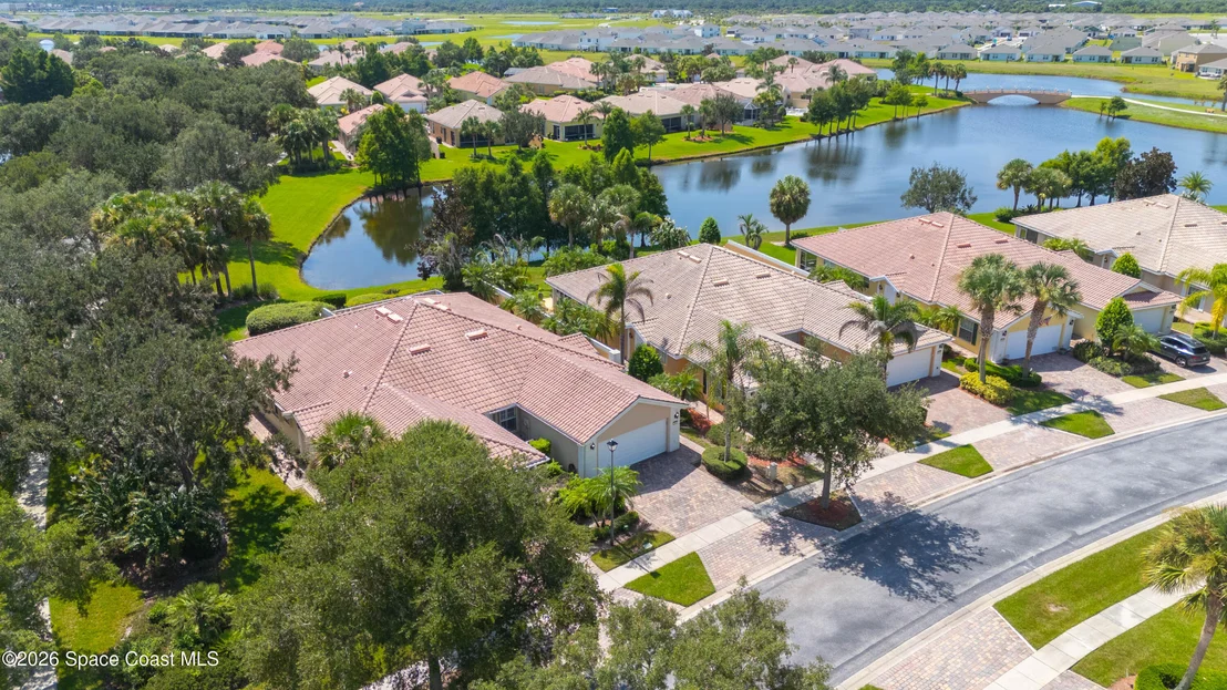 Photo of 3405 Hyperion Way SE