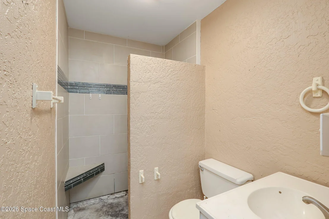 Photo of 110 Lagoon Avenue