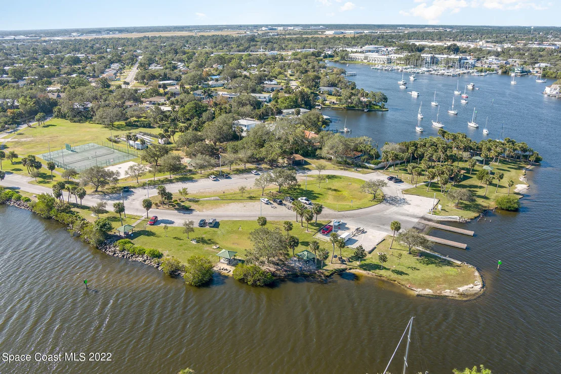 Photo of 667 Ballard Drive