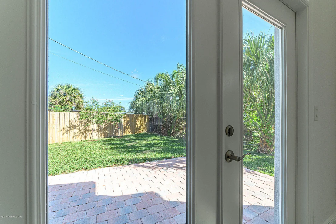 Photo of 435 Crescent Drive