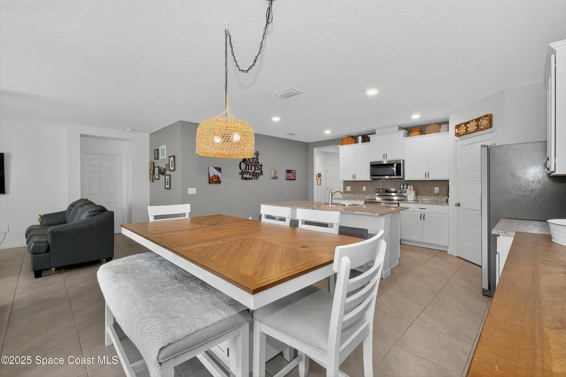 Photo of 6575 Topaz Drive