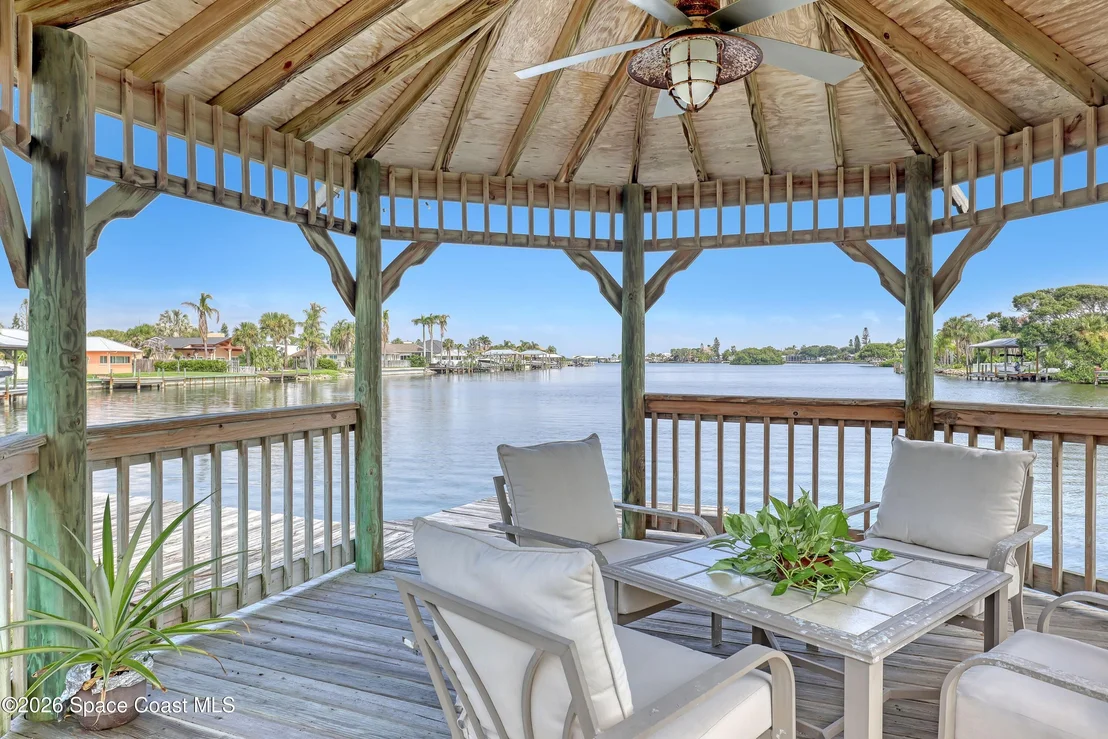 Photo of 1530 Bay Shore Drive