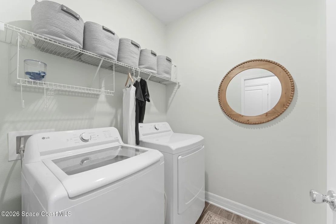 Photo of 975 Potenza Drive