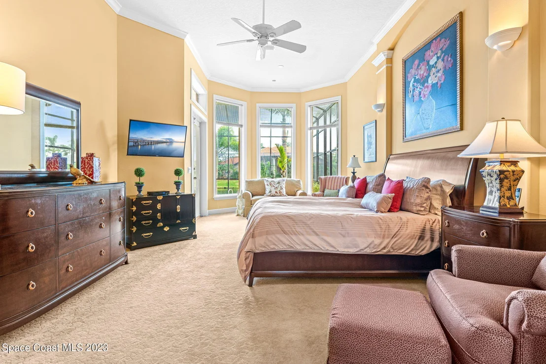 Photo of 325 Normandy Drive