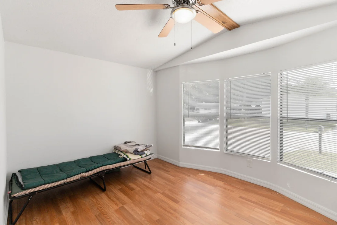 Photo of 2547 Chatham NE