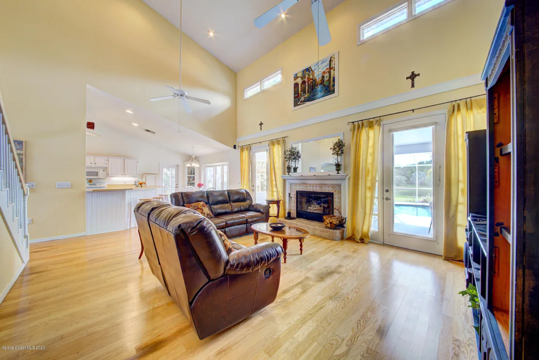 Photo of 2164 Royal Oaks Drive