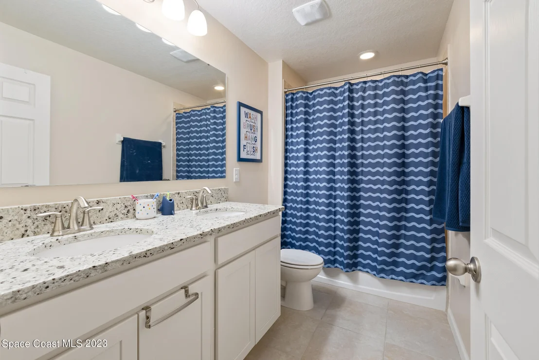 Photo of 4448 Alligator Flag Circle