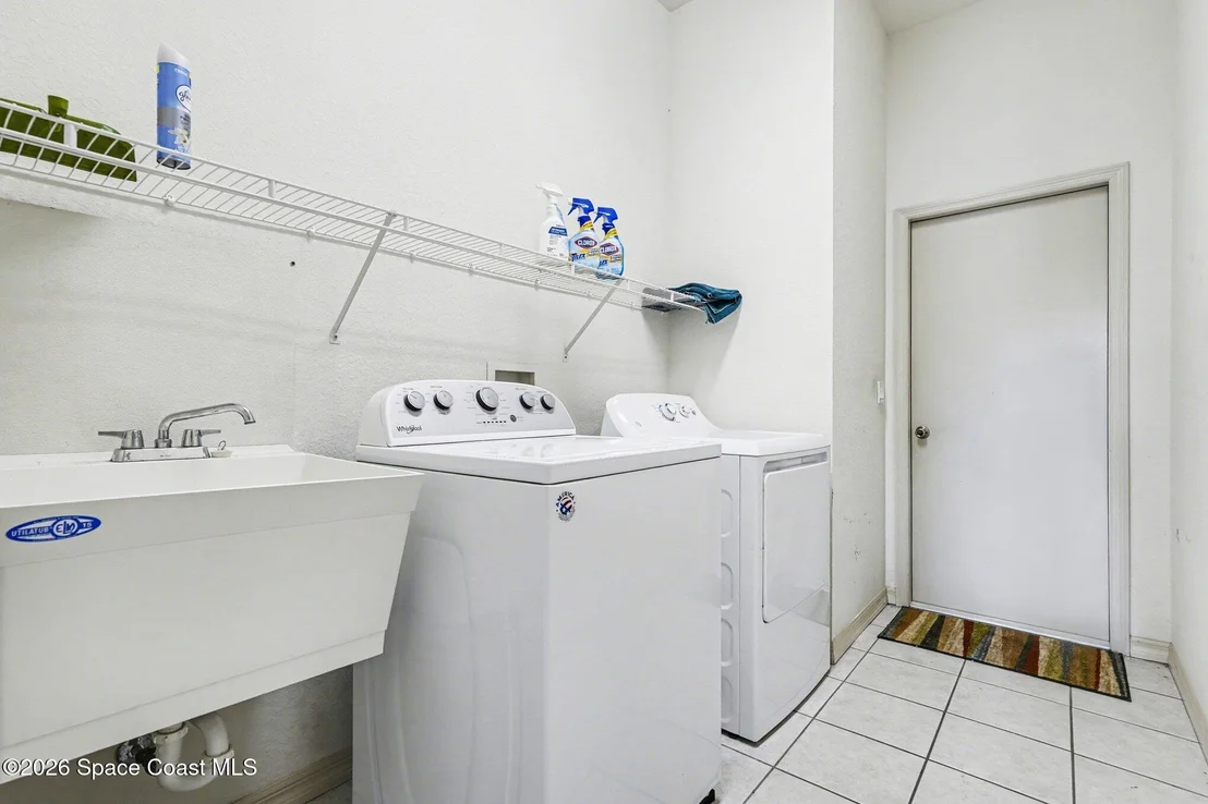 Photo of 5761 Newbury Circle