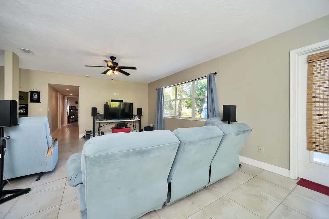 Photo of 820 Glenmore Circle