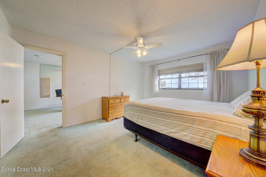 Photo of Unit B205 at 1049 Rockledge Drive