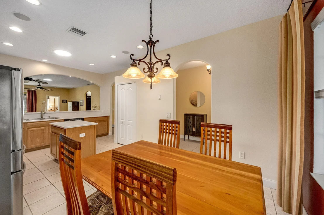 Photo of 392 Waterside Circle