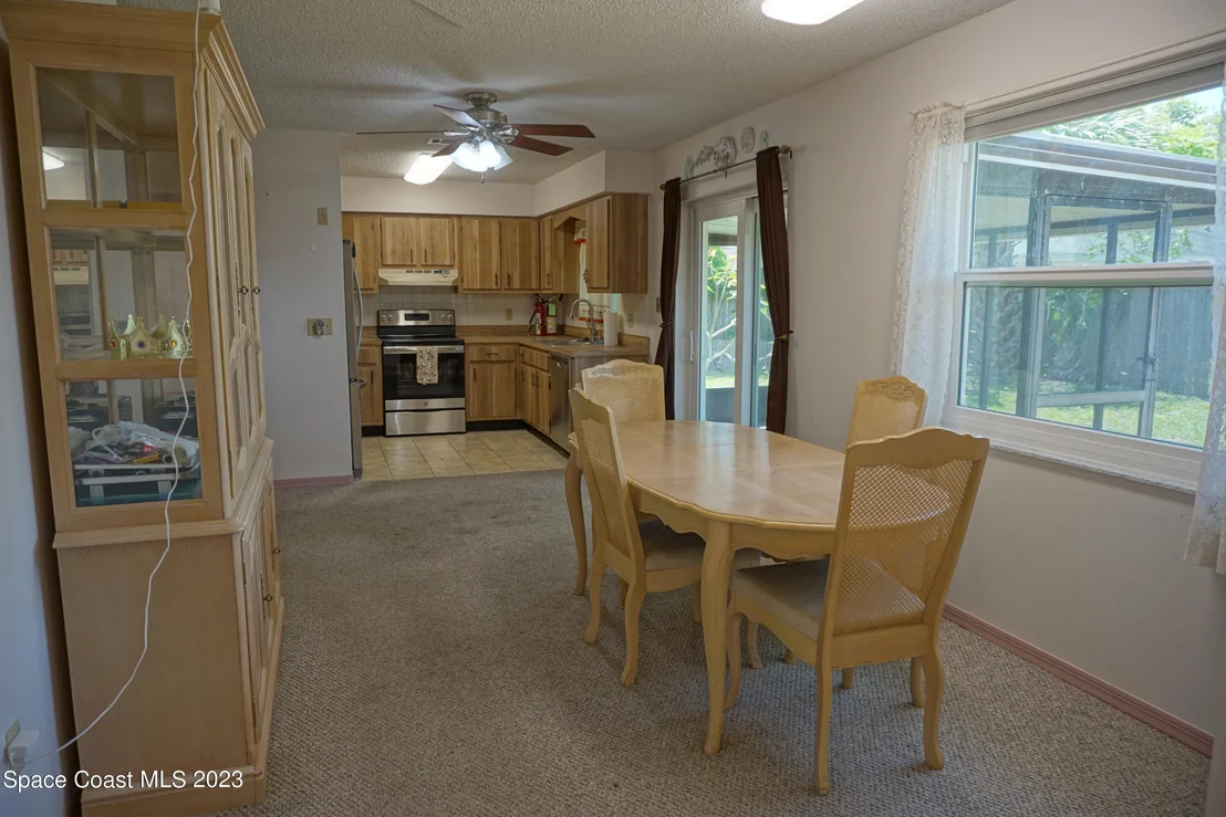 Photo of 688 Walnut Drive