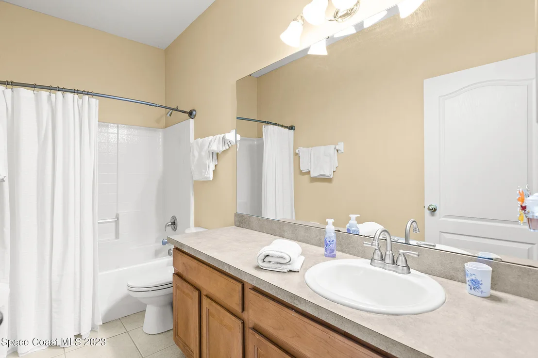 Photo of 6914 Beargrass Road