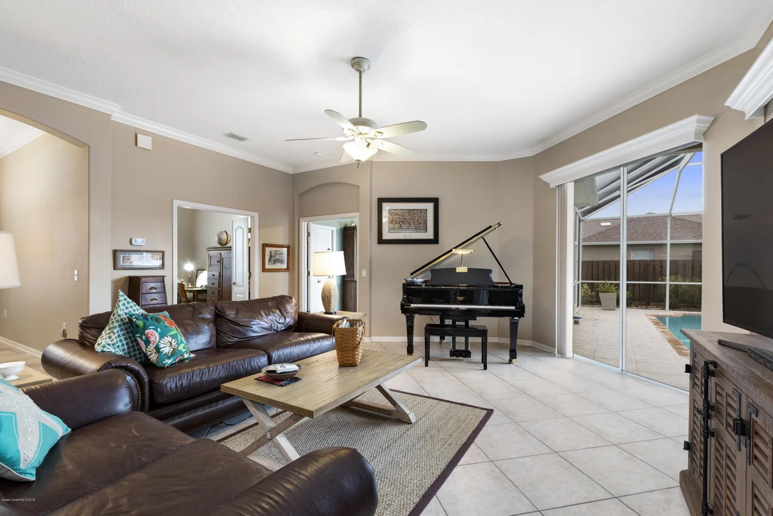 Photo of 1892 Thesy Drive