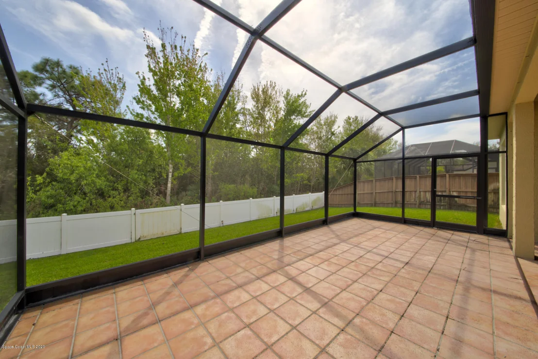 Photo of 4698 Alamanda Drive