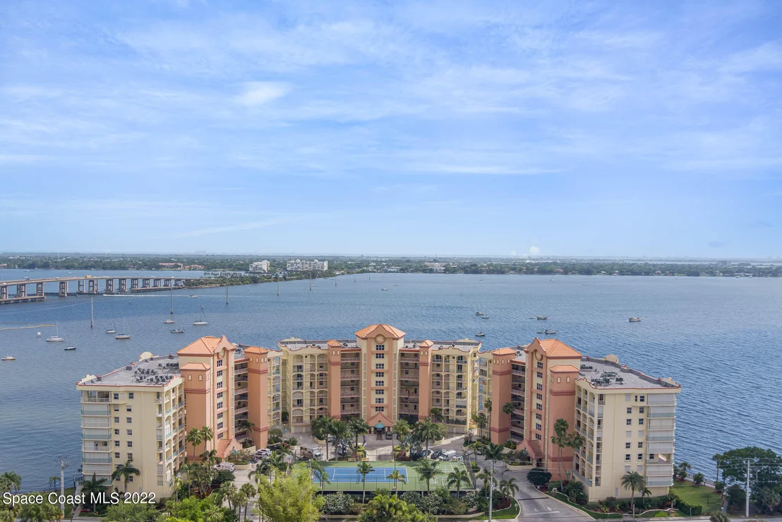 Photo of Unit 406 at 104 Riverside Drive