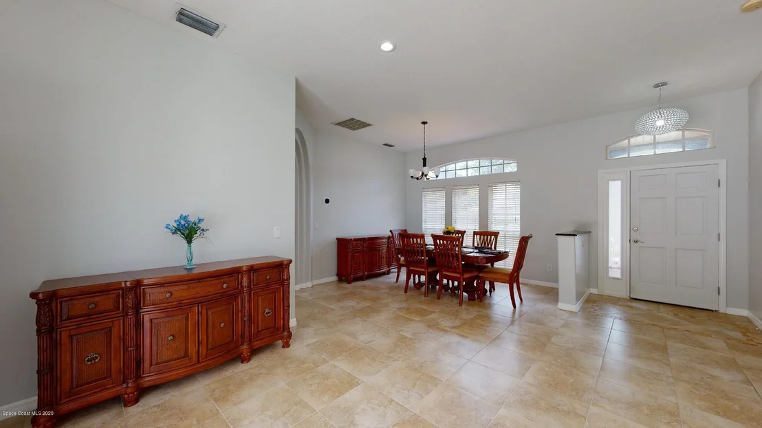 Photo of 5755 Newbury Circle