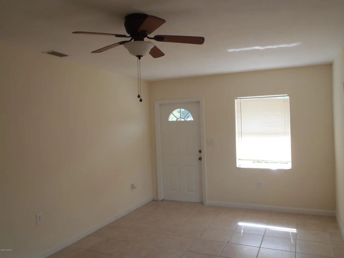 Photo of 1836 Radnor Drive