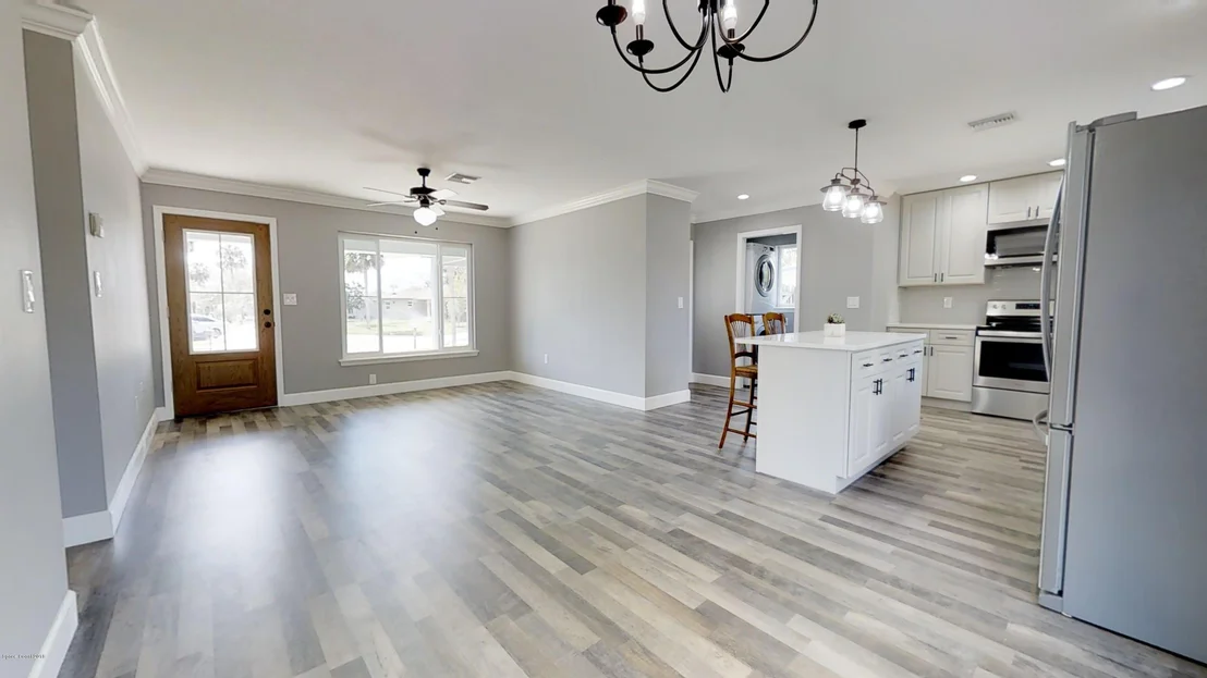 Photo of 872 Mohawk Avenue