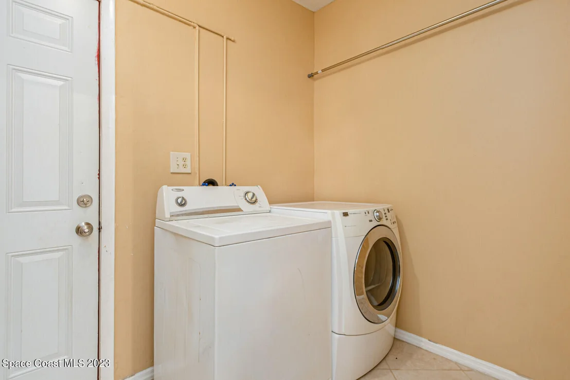 Photo of 825 Tupelo Drive