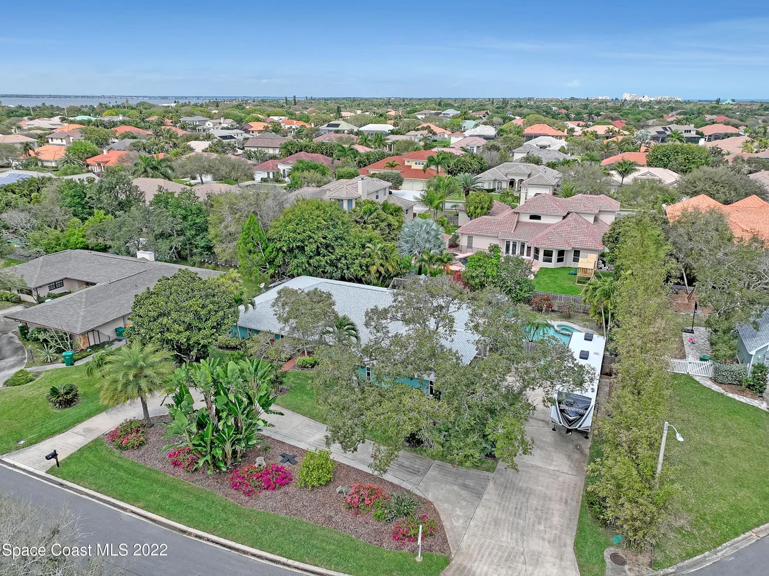 Photo of 400 Mosswood Boulevard