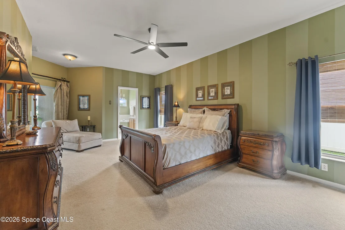 Photo of 385 Tunbridge Drive