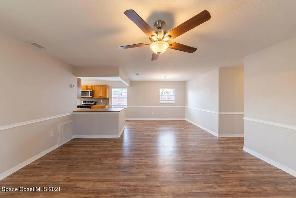 Photo of 654 Teak Drive
