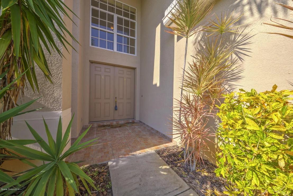 Photo of 3516 Peninsula Circle