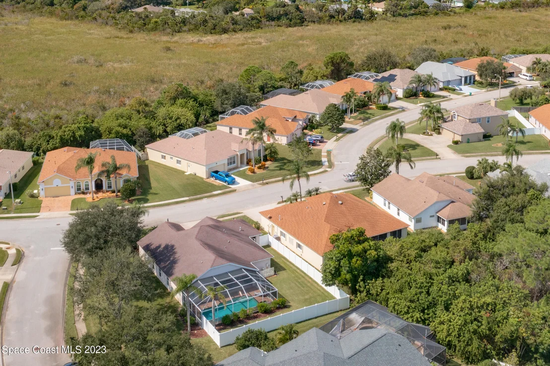 Photo of 4033 Estancia Way