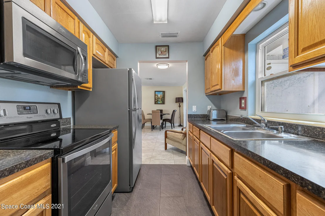 Photo of 401 Bunker Street